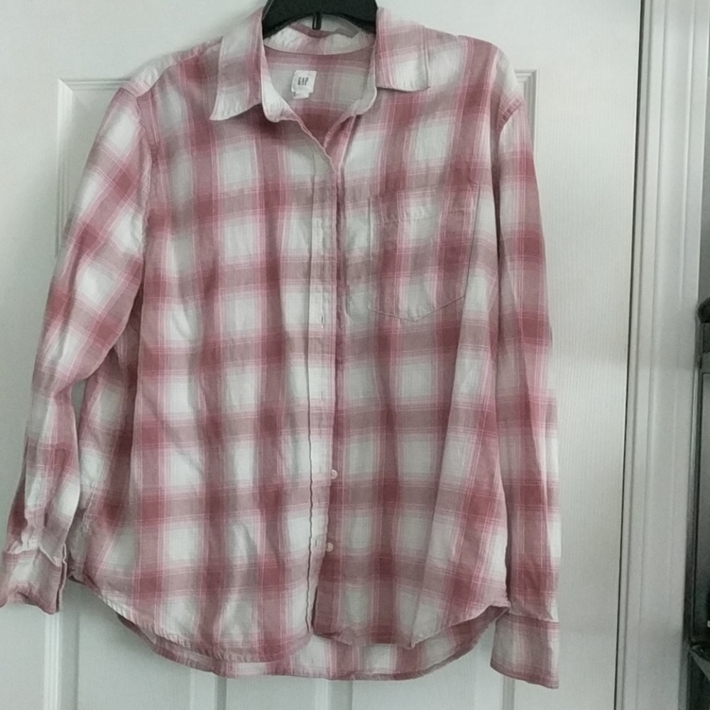 Ladies long sleeve plaid top